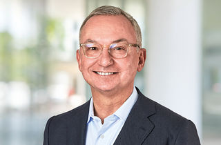 何塞Baselga